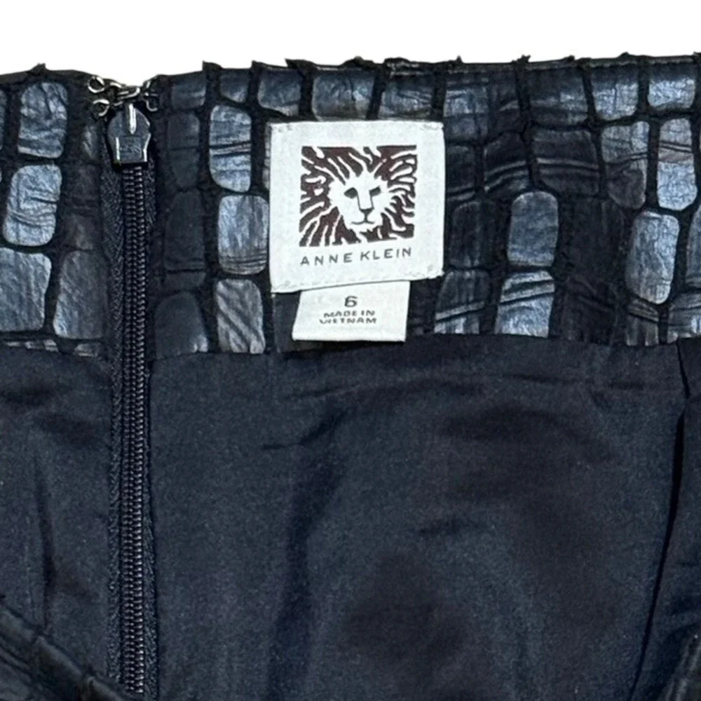 Black Croc Embossed Pencil Skirt Faux Leather Y2K Anne Klein Size 6 Maximalism